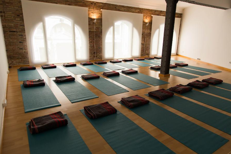 The best yoga studios in Barcelona: 8 that we rate!