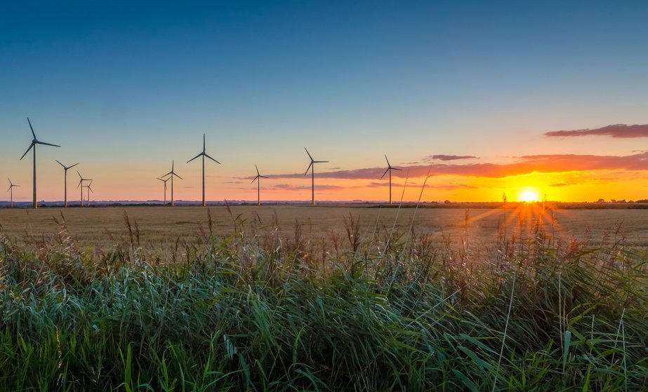 wind-farm-uk.jpg