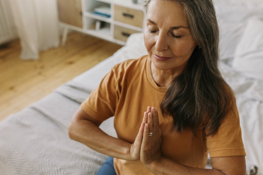 how-to-meditate-in-bed.jpg